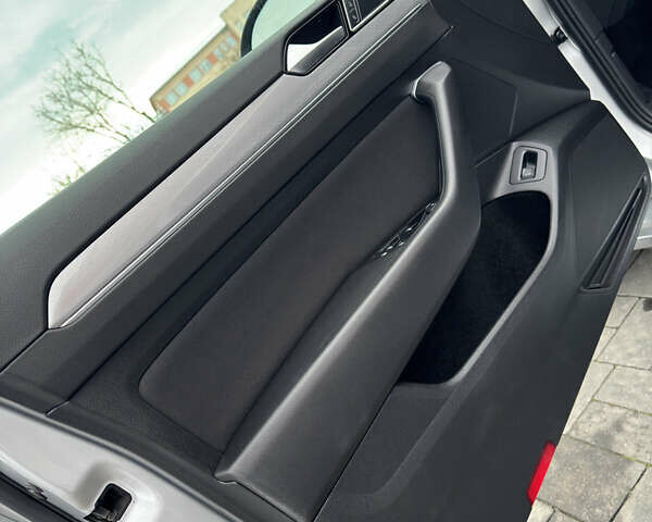 Серый Фольксваген Пассат, объемом двигателя 2 л и пробегом 220 тыс. км за 20500 $, фото 96 на Automoto.ua