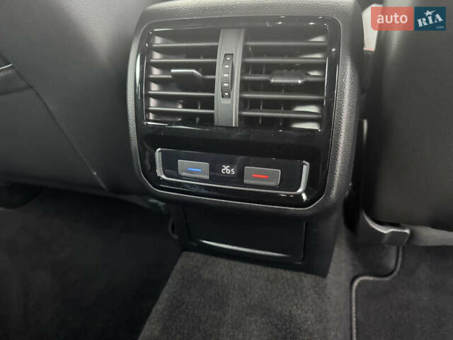 Серый Фольксваген Пассат, объемом двигателя 2 л и пробегом 208 тыс. км за 22700 $, фото 32 на Automoto.ua