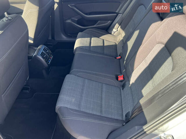 Серый Фольксваген Пассат, объемом двигателя 2 л и пробегом 235 тыс. км за 20658 $, фото 18 на Automoto.ua