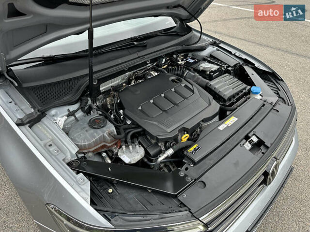 Серый Фольксваген Пассат, объемом двигателя 2 л и пробегом 181 тыс. км за 26499 $, фото 127 на Automoto.ua