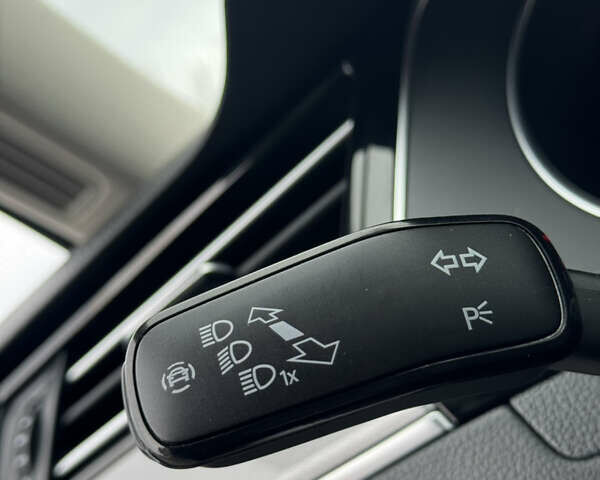 Серый Фольксваген Пассат, объемом двигателя 2 л и пробегом 220 тыс. км за 20500 $, фото 56 на Automoto.ua