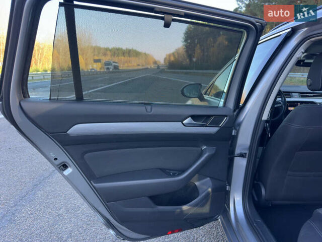 Серый Фольксваген Пассат, объемом двигателя 2 л и пробегом 208 тыс. км за 21999 $, фото 51 на Automoto.ua