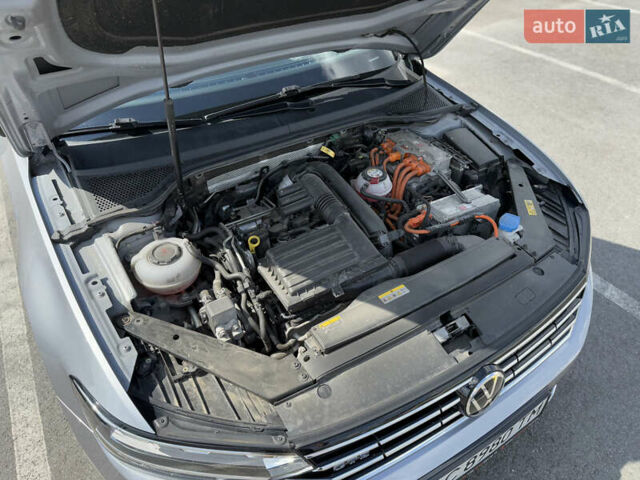 Серый Фольксваген Пассат, объемом двигателя 1.4 л и пробегом 133 тыс. км за 23800 $, фото 23 на Automoto.ua