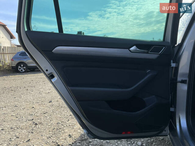 Серый Фольксваген Пассат, объемом двигателя 2 л и пробегом 195 тыс. км за 20954 $, фото 25 на Automoto.ua