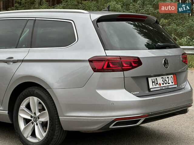 Серый Фольксваген Пассат, объемом двигателя 2 л и пробегом 181 тыс. км за 26499 $, фото 52 на Automoto.ua