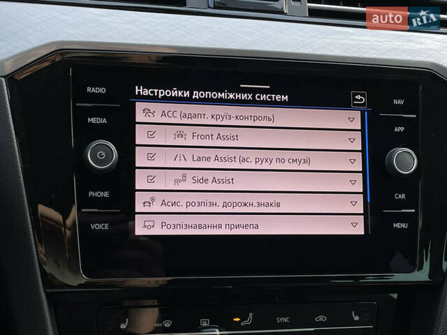 Серый Фольксваген Пассат, объемом двигателя 2 л и пробегом 195 тыс. км за 20954 $, фото 57 на Automoto.ua