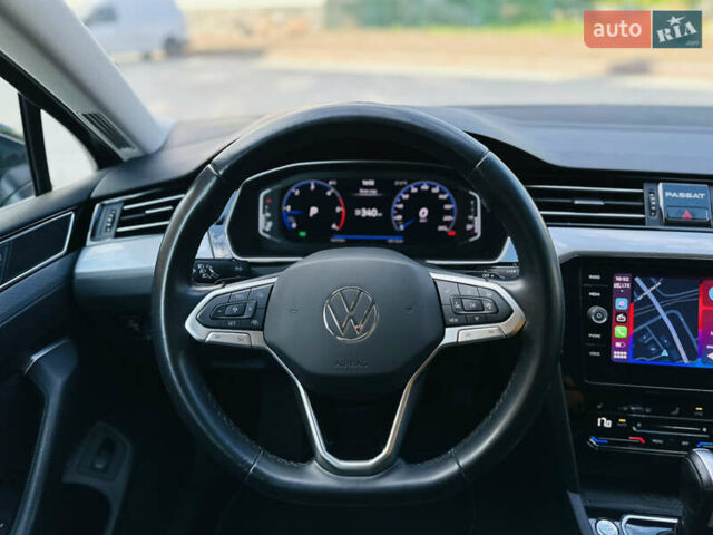 Серый Фольксваген Пассат, объемом двигателя 1.97 л и пробегом 187 тыс. км за 22999 $, фото 28 на Automoto.ua