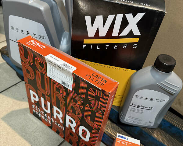 Сірий Фольксваген Пассат, об'ємом двигуна 2 л та пробігом 220 тис. км за 23975 $, фото 46 на Automoto.ua