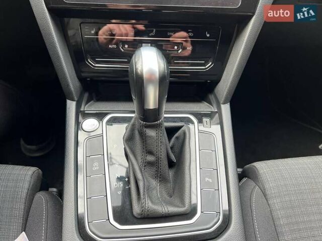 Фольксваген Пассат 2021 у Луцьку на Automoto.ua Сірий Фольксваген Пассат, об'ємом двигуна 1.97 л та пробігом 160 тис. км за 22300 $, фото 15 на Automoto.ua