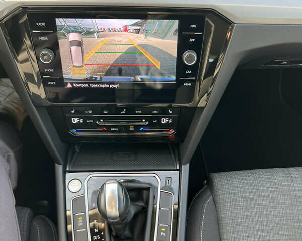 Серый Фольксваген Пассат, объемом двигателя 2 л и пробегом 235 тыс. км за 20658 $, фото 16 на Automoto.ua