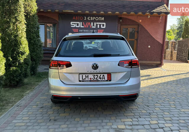 Серый Фольксваген Пассат, объемом двигателя 1.97 л и пробегом 175 тыс. км за 22741 $, фото 77 на Automoto.ua