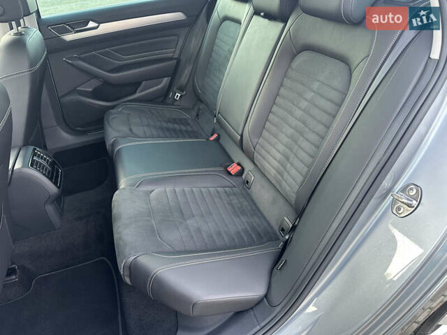 Сірий Фольксваген Пассат, об'ємом двигуна 1.97 л та пробігом 226 тис. км за 23999 $, фото 45 на Automoto.ua