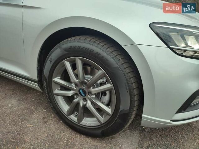 Серый Фольксваген Пассат, объемом двигателя 1.97 л и пробегом 210 тыс. км за 20000 $, фото 12 на Automoto.ua