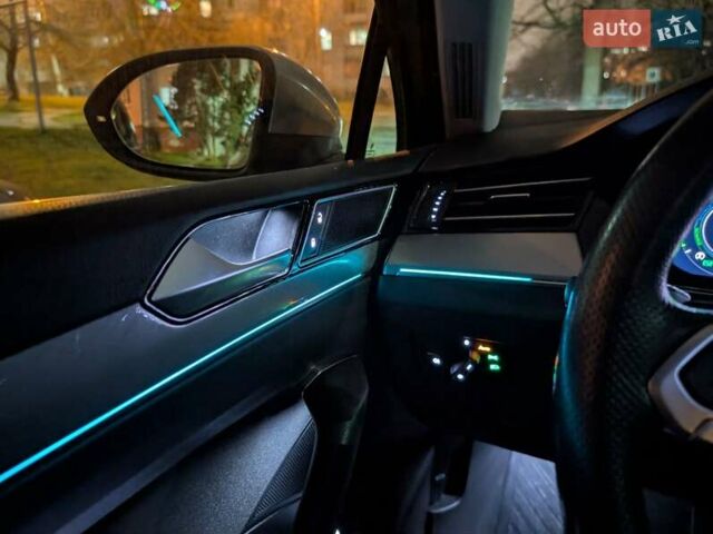 Серый Фольксваген Пассат, объемом двигателя 1.4 л и пробегом 133 тыс. км за 23800 $, фото 38 на Automoto.ua