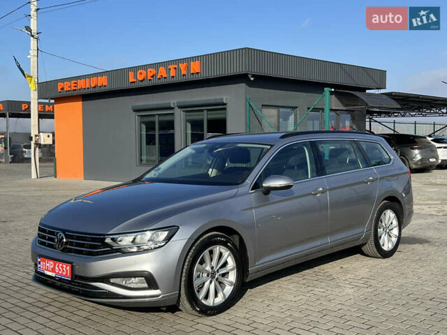 Серый Фольксваген Пассат, объемом двигателя 2 л и пробегом 235 тыс. км за 20658 $, фото 2 на Automoto.ua