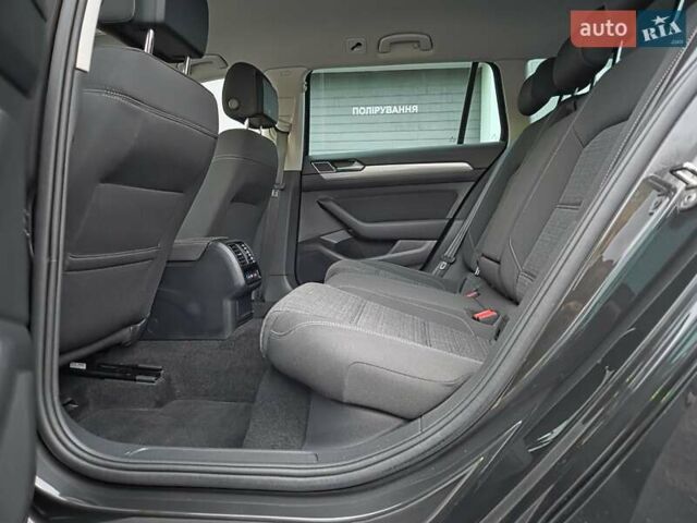 Сірий Фольксваген Пассат, об'ємом двигуна 2 л та пробігом 179 тис. км за 22990 $, фото 160 на Automoto.ua