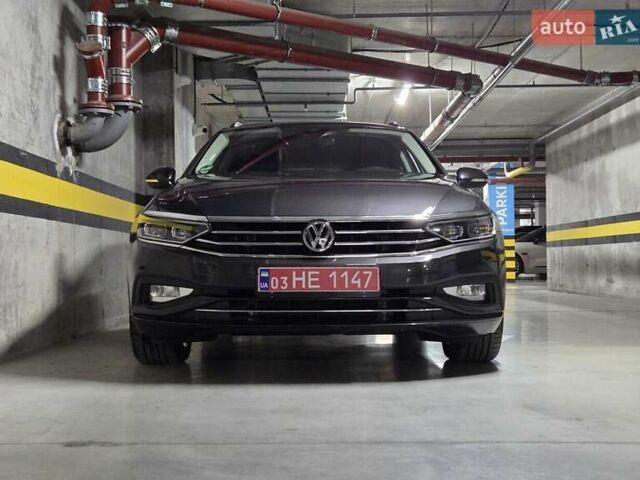 Сірий Фольксваген Пассат, об'ємом двигуна 2 л та пробігом 179 тис. км за 22990 $, фото 68 на Automoto.ua