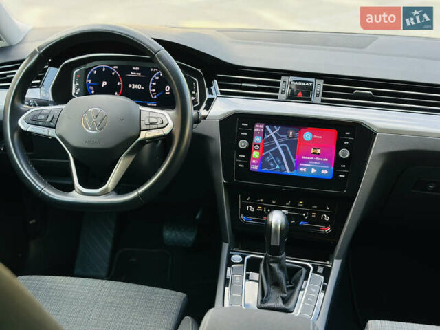 Серый Фольксваген Пассат, объемом двигателя 1.97 л и пробегом 187 тыс. км за 22999 $, фото 30 на Automoto.ua