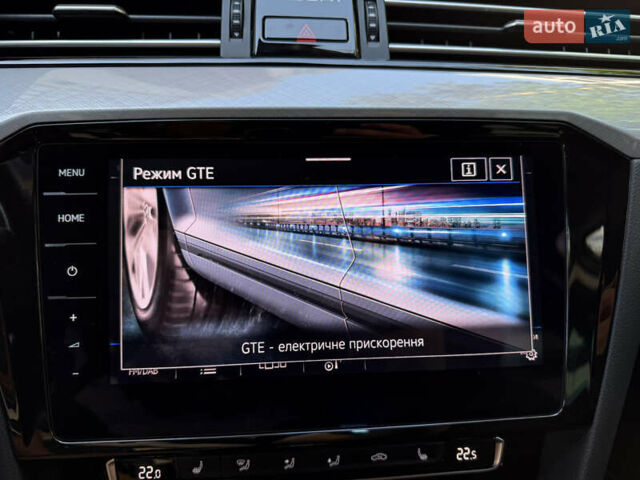 Сірий Фольксваген Пассат, об'ємом двигуна 1.4 л та пробігом 162 тис. км за 24999 $, фото 75 на Automoto.ua