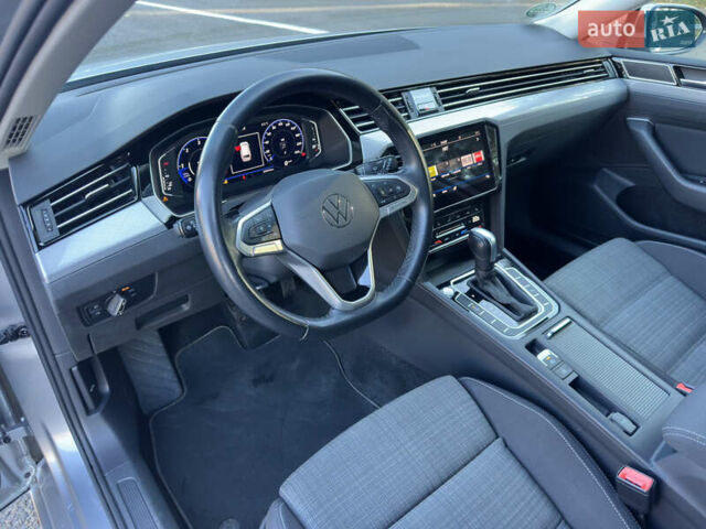 Серый Фольксваген Пассат, объемом двигателя 2 л и пробегом 208 тыс. км за 21999 $, фото 46 на Automoto.ua