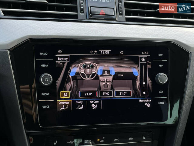 Серый Фольксваген Пассат, объемом двигателя 2 л и пробегом 195 тыс. км за 20954 $, фото 67 на Automoto.ua