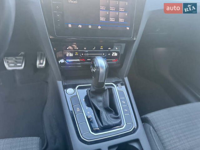 Сірий Фольксваген Пассат, об'ємом двигуна 1.97 л та пробігом 167 тис. км за 23300 $, фото 19 на Automoto.ua