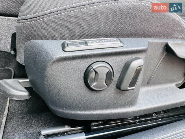 Серый Фольксваген Пассат, объемом двигателя 1.97 л и пробегом 187 тыс. км за 22999 $, фото 31 на Automoto.ua