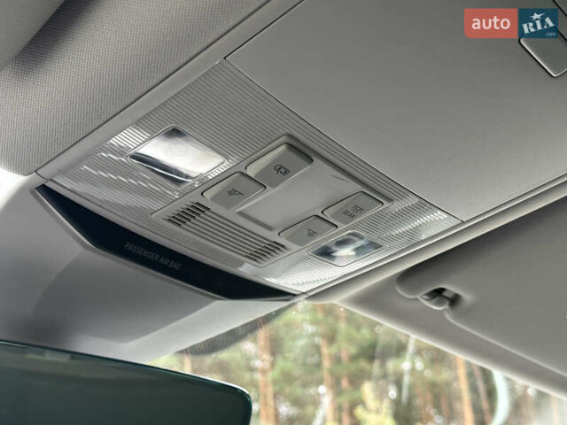 Серый Фольксваген Пассат, объемом двигателя 2 л и пробегом 181 тыс. км за 26499 $, фото 125 на Automoto.ua