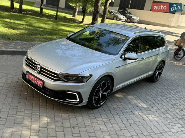 Сірий Фольксваген Пассат, об'ємом двигуна 1.4 л та пробігом 162 тис. км за 24999 $, фото 26 на Automoto.ua