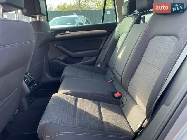 Серый Фольксваген Пассат, объемом двигателя 2 л и пробегом 195 тыс. км за 20954 $, фото 22 на Automoto.ua