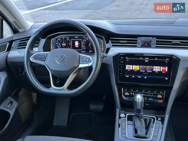 Серый Фольксваген Пассат, объемом двигателя 2 л и пробегом 208 тыс. км за 21999 $, фото 71 на Automoto.ua