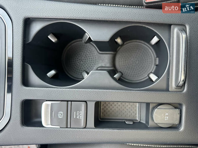 Сірий Фольксваген Пассат, об'ємом двигуна 1.97 л та пробігом 226 тис. км за 23999 $, фото 79 на Automoto.ua