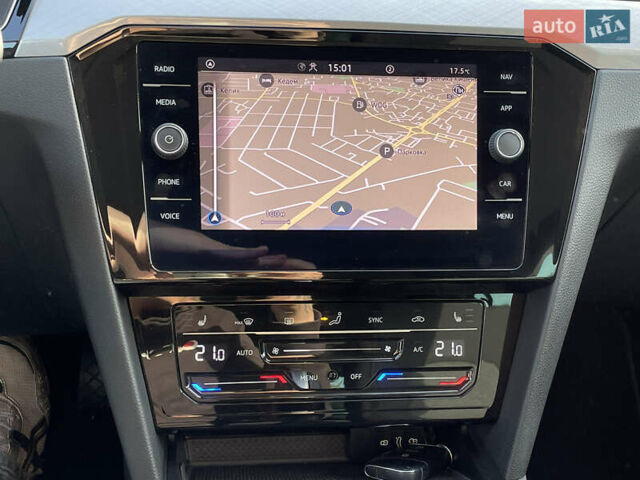 Серый Фольксваген Пассат, объемом двигателя 2 л и пробегом 195 тыс. км за 20954 $, фото 50 на Automoto.ua