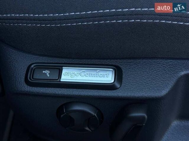 Серый Фольксваген Пассат, объемом двигателя 1.97 л и пробегом 179 тыс. км за 20900 $, фото 22 на Automoto.ua