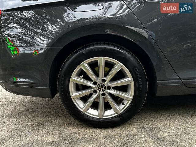 Фольксваген Пассат 2021 в Житомире на Automoto.ua Серый Фольксваген Пассат, объемом двигателя 1.97 л и пробегом 186 тыс. км за 24000 $, фото 12 на Automoto.ua