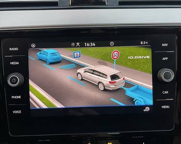 Серый Фольксваген Пассат, объемом двигателя 1.97 л и пробегом 180 тыс. км за 24999 $, фото 51 на Automoto.ua