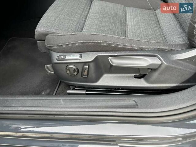 Фольксваген Пассат 2021 у Луцьку на Automoto.ua Сірий Фольксваген Пассат, об'ємом двигуна 1.97 л та пробігом 160 тис. км за 22300 $, фото 11 на Automoto.ua