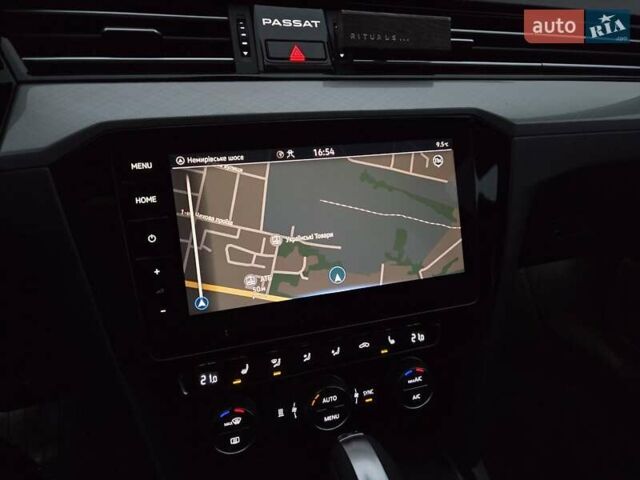 Сірий Фольксваген Пассат, об'ємом двигуна 2 л та пробігом 179 тис. км за 22990 $, фото 15 на Automoto.ua
