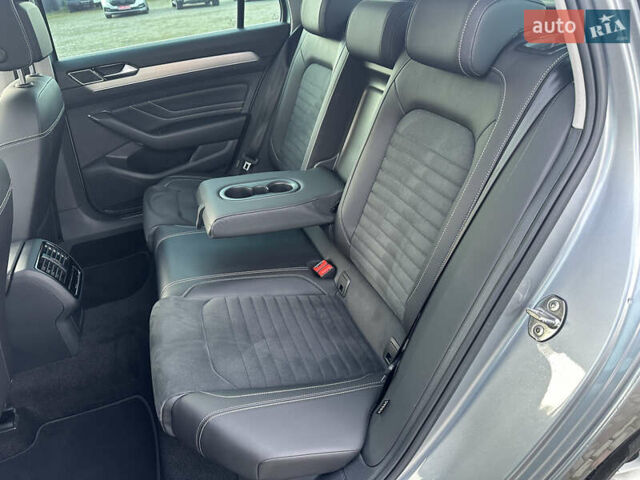 Сірий Фольксваген Пассат, об'ємом двигуна 1.97 л та пробігом 226 тис. км за 23999 $, фото 46 на Automoto.ua