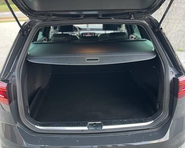 Серый Фольксваген Пассат, объемом двигателя 1.97 л и пробегом 180 тыс. км за 24999 $, фото 21 на Automoto.ua