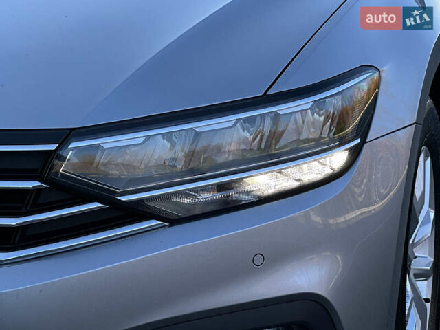 Серый Фольксваген Пассат, объемом двигателя 2 л и пробегом 208 тыс. км за 21999 $, фото 20 на Automoto.ua