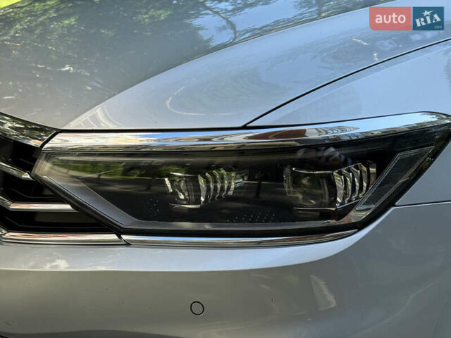 Сірий Фольксваген Пассат, об'ємом двигуна 1.4 л та пробігом 162 тис. км за 24999 $, фото 23 на Automoto.ua