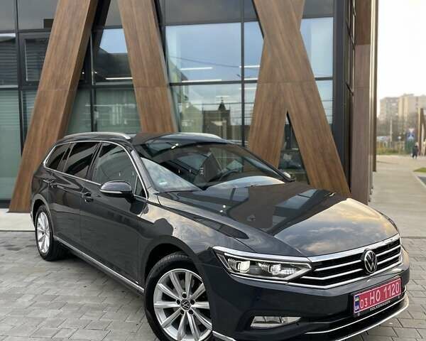 Серый Фольксваген Пассат, объемом двигателя 1.97 л и пробегом 180 тыс. км за 24999 $, фото 1 на Automoto.ua