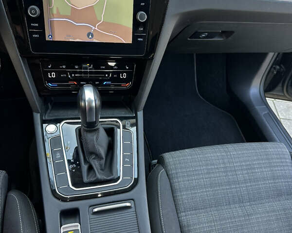 Фольксваген Пассат 2021 в Львове на Automoto.ua Серый Фольксваген Пассат, объемом двигателя 1.98 л и пробегом 207 тыс. км за 21500 $, фото 21 на Automoto.ua