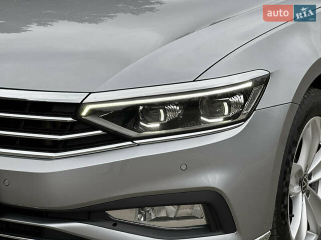 Серый Фольксваген Пассат, объемом двигателя 2 л и пробегом 181 тыс. км за 26499 $, фото 31 на Automoto.ua