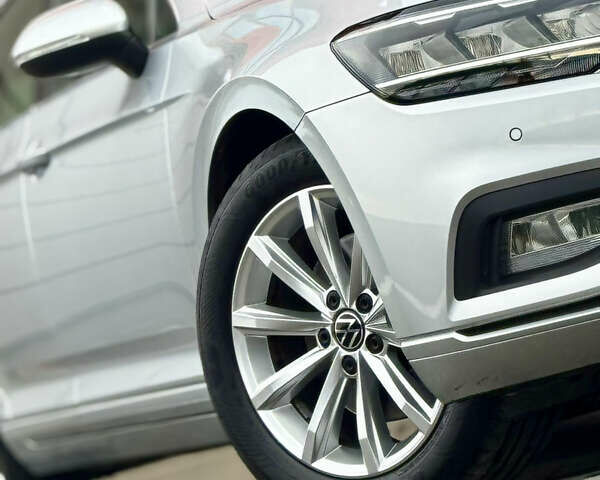 Серый Фольксваген Пассат, объемом двигателя 2 л и пробегом 220 тыс. км за 20500 $, фото 14 на Automoto.ua