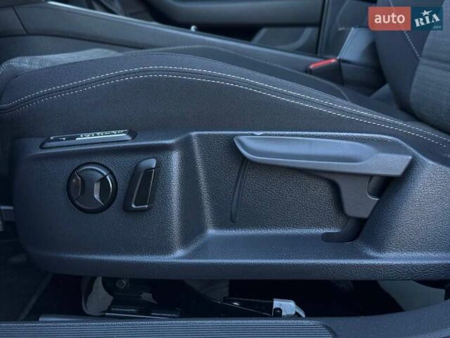 Серый Фольксваген Пассат, объемом двигателя 1.97 л и пробегом 179 тыс. км за 20900 $, фото 21 на Automoto.ua