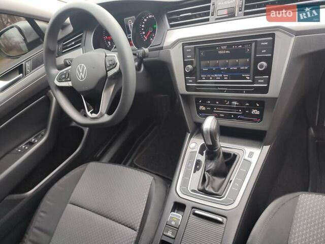 Серый Фольксваген Пассат, объемом двигателя 1.97 л и пробегом 210 тыс. км за 20000 $, фото 28 на Automoto.ua