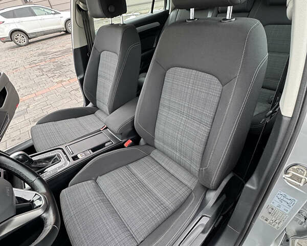 Серый Фольксваген Пассат, объемом двигателя 2 л и пробегом 220 тыс. км за 20500 $, фото 74 на Automoto.ua