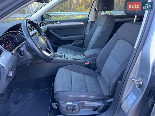 Серый Фольксваген Пассат, объемом двигателя 2 л и пробегом 208 тыс. км за 21999 $, фото 47 на Automoto.ua